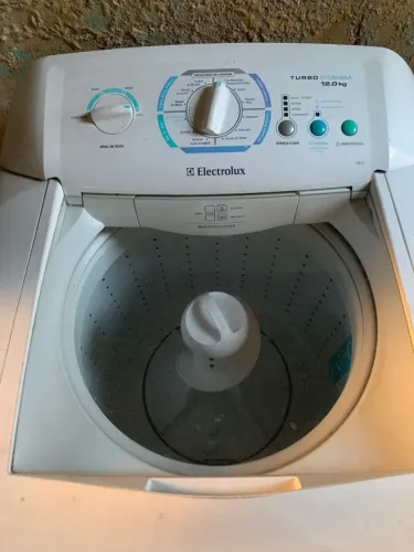 Lavadora Electrolux Turbo Economia LAC11 - 12 kg - Ótimo estado