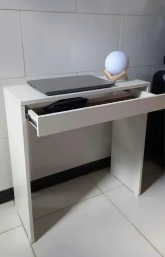 Mesa de MDF nova