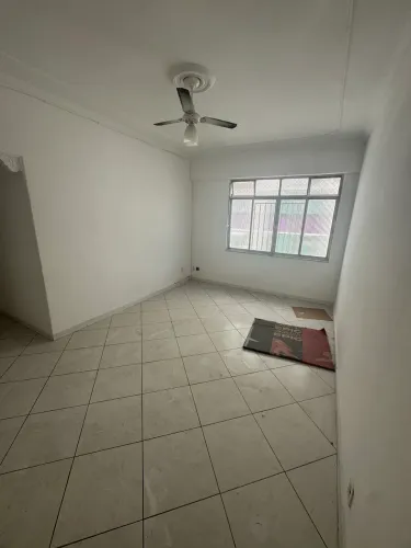 APARTAMENTO À VENDA NO CACHAMBI - EXCELENTE LOCALIZAÇÃO!