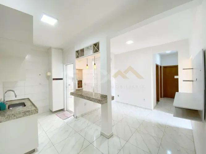 Casa Terréa Sobrado à Venda no Bairro Manoel Valinhas.