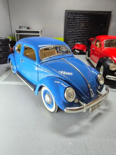 Fusca burago Ed especial 1/18