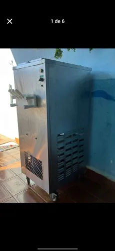 Vendo máquina de sorvete italiana