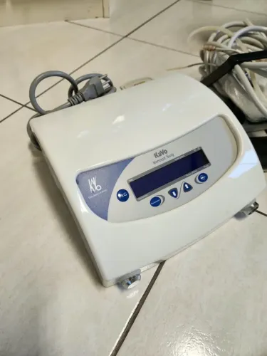 Motor para implantes dentários-Kavo