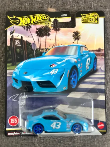 Hot Wheels Premium Boulevard Toyota Supra