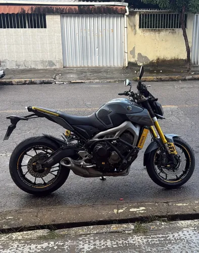 MT 09