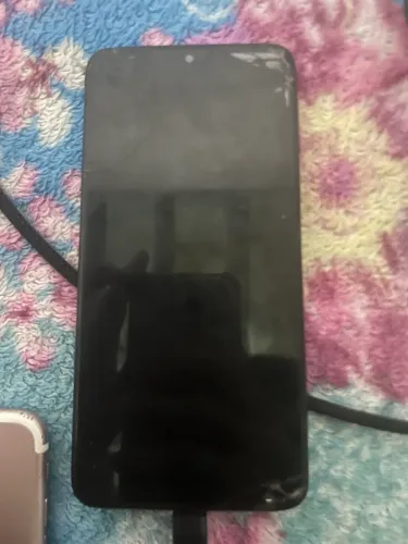Celular quebrado 
