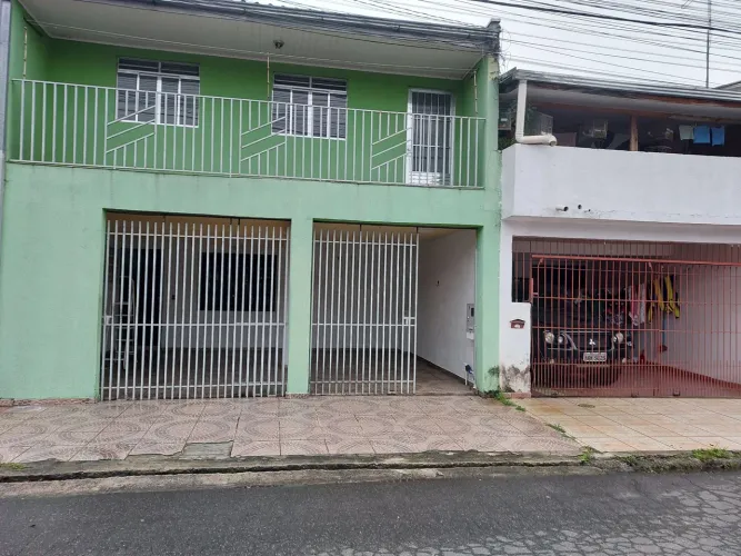 Alugo excelente duplex alto boqueirão direto com proprietário ótima localização