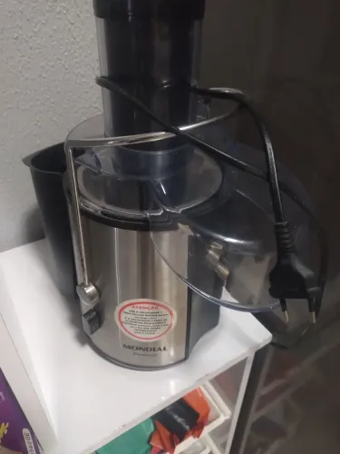 Centrífuga / extrator de sucos da Mondial - linha Premium