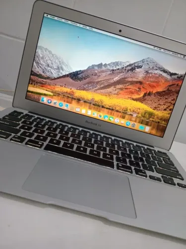 Mackbook Core i5
