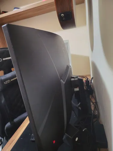 Monitor Gamer MSI G32CQ4 E2, 31.5", 170Hz(Semi novo)