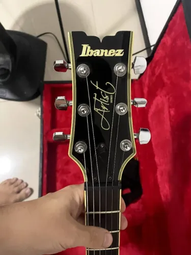 Guitarra Ibanez ARZ 400 + Malagoli Napalm
