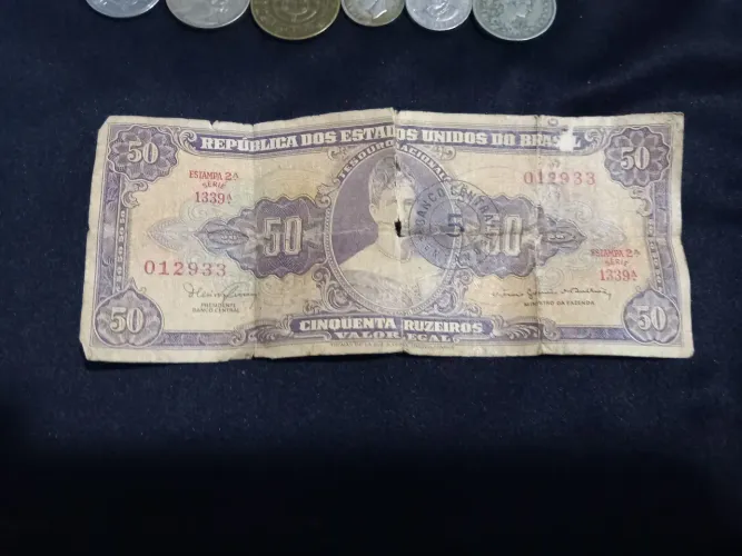 Grupo de 36 Moedas Antigas