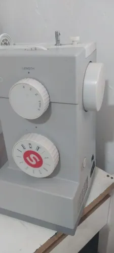Máquina de costura