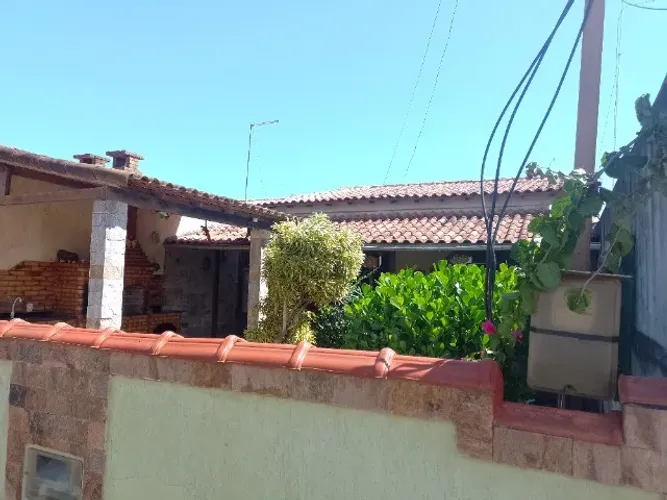 Casa a venda  2 quartos ( 1 suíte) lado praia verão vermelho Unamar cabo Frio