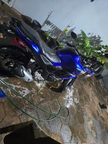 Fz 15. Só venda
