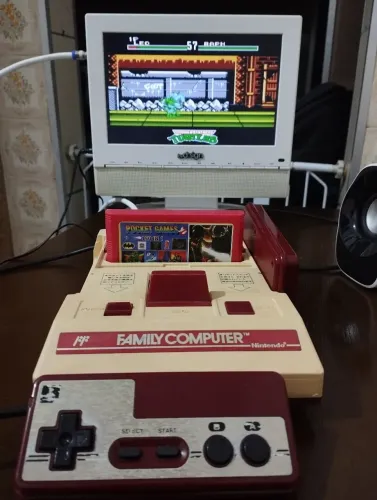 Nintendo Famicom