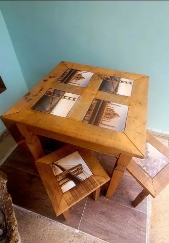 Mesa Rústica/4 Bancos 