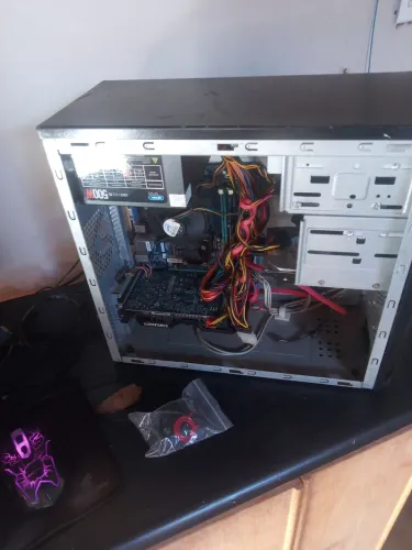 Vendo computador completo.