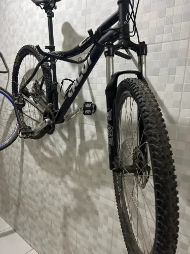 Bicicleta caloi aro 29