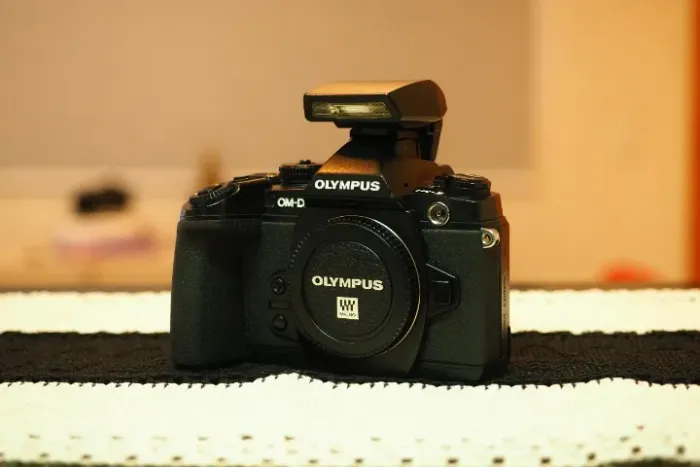 Câmera Olympus OM-D E-M1 Mirrorless MFT M4/3 - Corpo