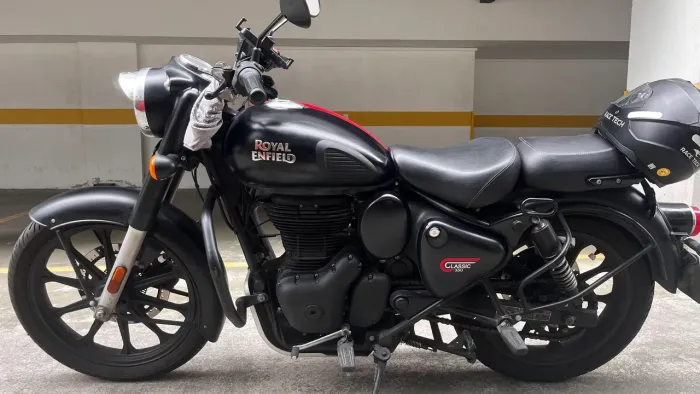 Classic 350 black (revisada)