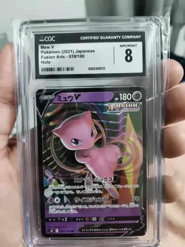 Mew V 039/100- JPN - CGC 8 - Fusion Arts