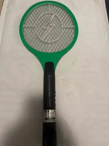 Raquete mata mosquito 