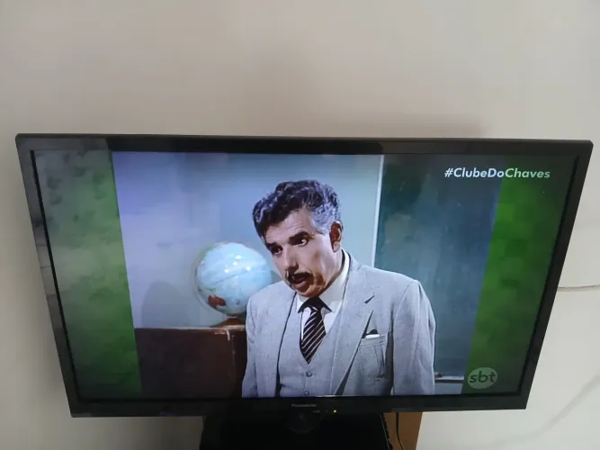 Vendo TV 32 polegadas marca Panasonic 