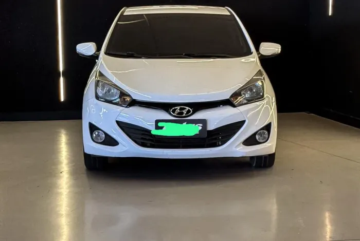 Hyundai HB20S C.style/c.plus1.6 Flex 16V Aut. 4P 2015