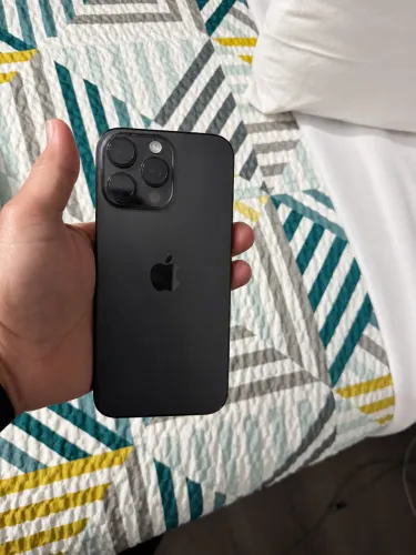iPhone 16 pro Max 256 BB