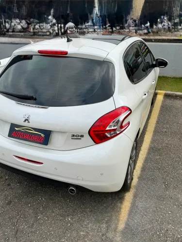 Peugeot 208 Griffe 1.6 Flex 16V 5P Mec. 2015