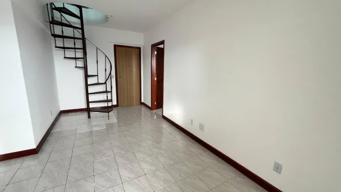 OPORTUNIDADE!!! COBERTURA DUPLEX À VENDA NO BRAGA  CABO FRIO/RJ