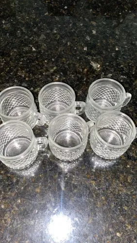 Vende-se conjunto de xícara de cafezinho