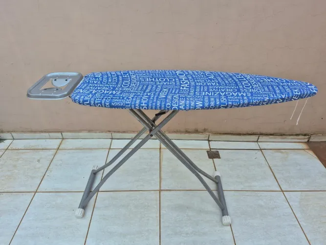 Mesa Tabua De Passar Roupa Dobrável Reforçada