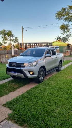 Toyota Hilux CD SRV 4X4 2.8 TDI Diesel Aut. 2016