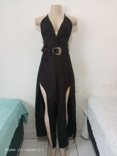 Macacão preto