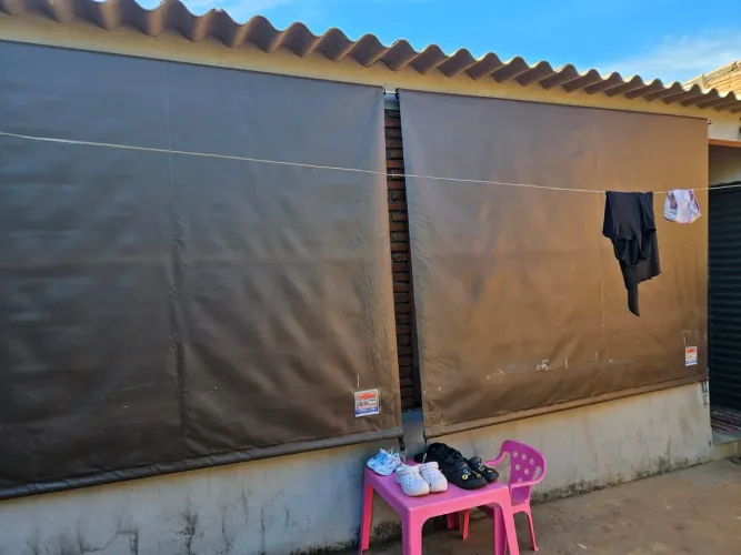 Toldo 2,00 de alt e 2,40 de largura