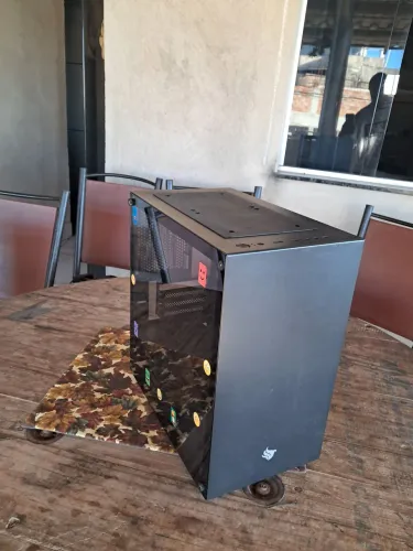 Gabinete gamer pichau HX300 glass preto