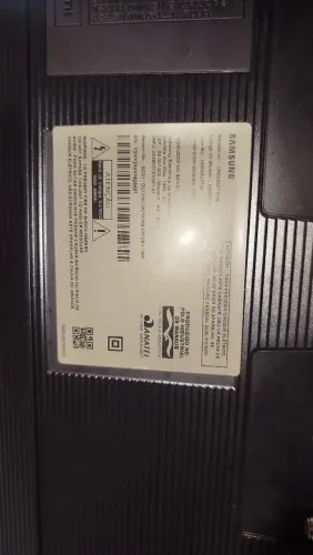 Vende-se TV Samsung 50" Tela e display quebrados