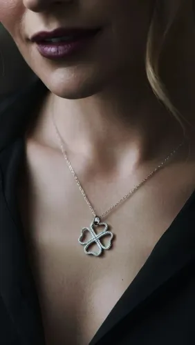 Colar Pandora Prata 925