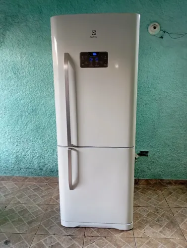 Geladeira Electrolux Frost Free inverse 454L