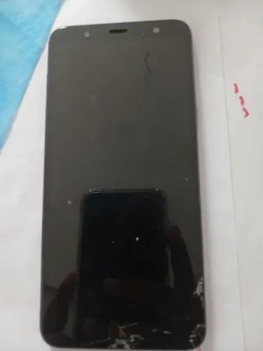 Celular Samsung J7 para retirada de peças