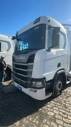 Scania R 540 2021 com Bitrenzão 3x3 27 Mts. 2015