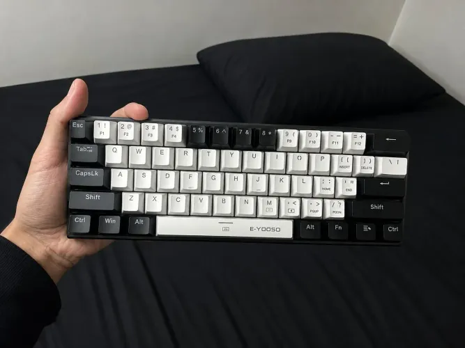 Teclado Mecânico 60%