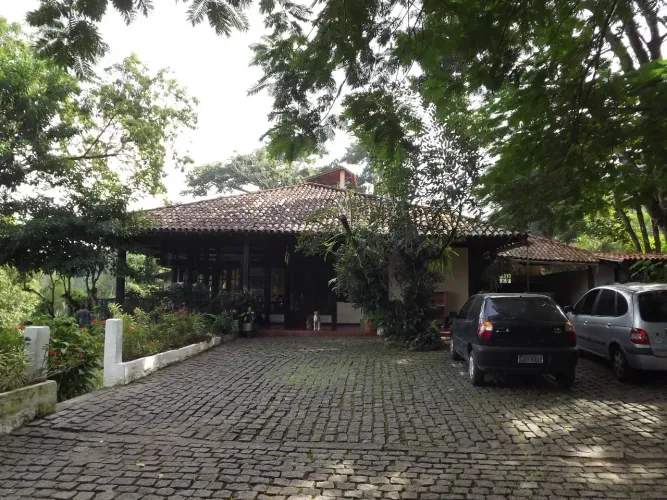 Casa estilo colonial (sítio/chácara) com 07 quartos e 8.932m² de terreno na Freguesia