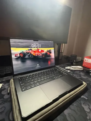 MacBook Pro 14 M4 Pro 24GB/512GB - 47 Ciclos - Garantia Ativa