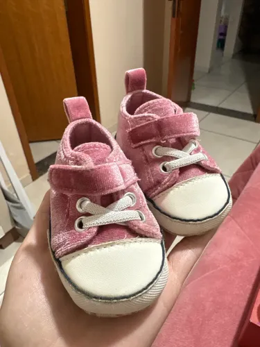 Tênis tamanho 15 menina