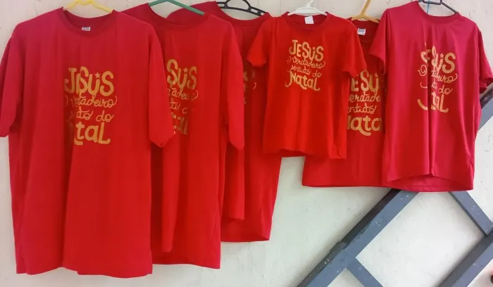 Camisas personalizadas pra toda família 
