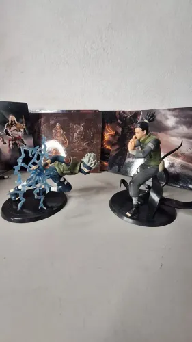 Lote de Figures Naruto Shippuden Kakashi e Shikamaru  - estatueta/decoração