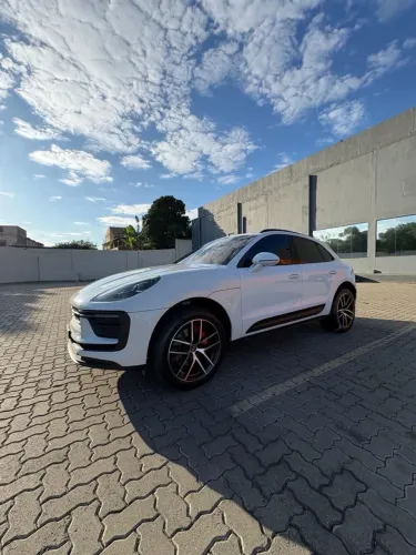Porsche Macan 2.0 Turbo 237/252cv 2024
